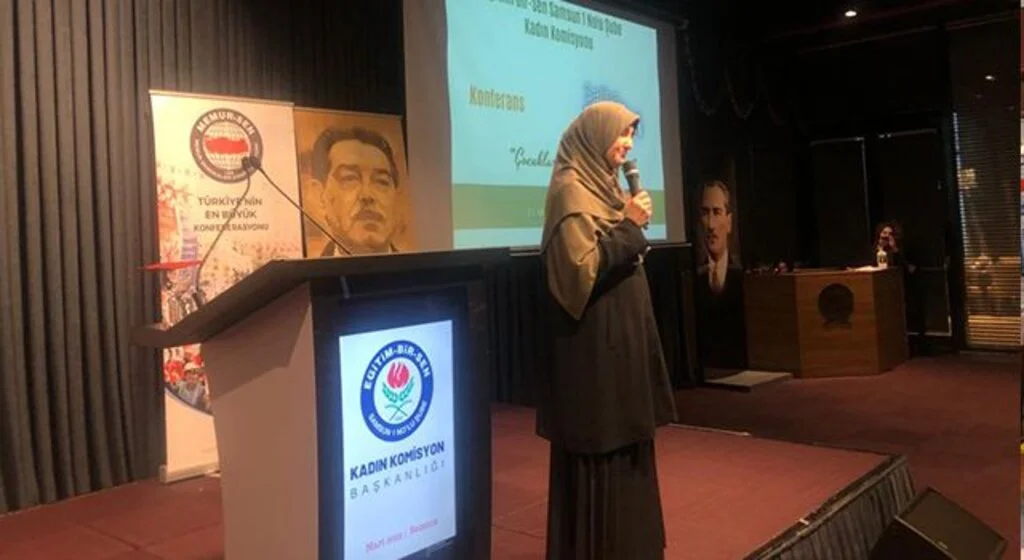 Yazar Saliha Erdim kadınlarla buluştu