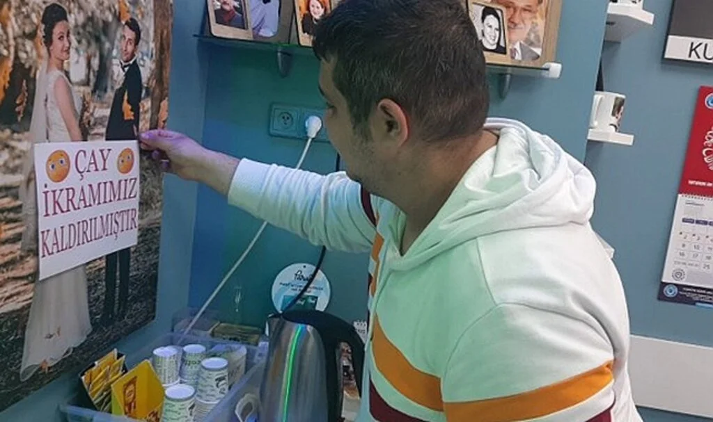 Çaya rekor zam sonrası esnaf ikramı kaldırdı 