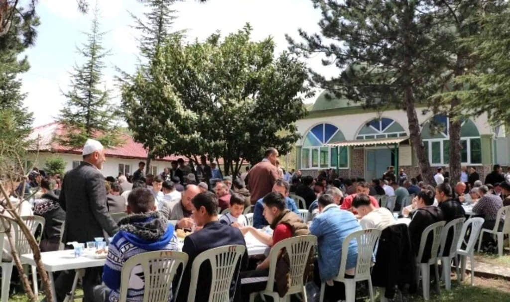 Havza'da çiftçiler afetlerden korunmak için kurban kesti