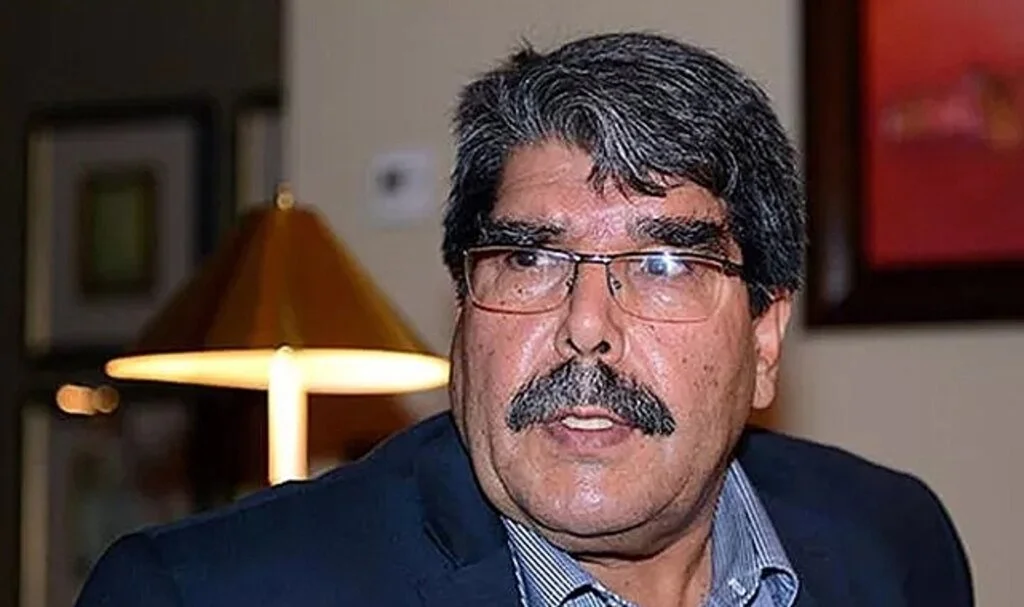İsveç, terör örgütü liderini devlet televizyonuna çıkardı! Bir soruya yanıt vermek istemedi