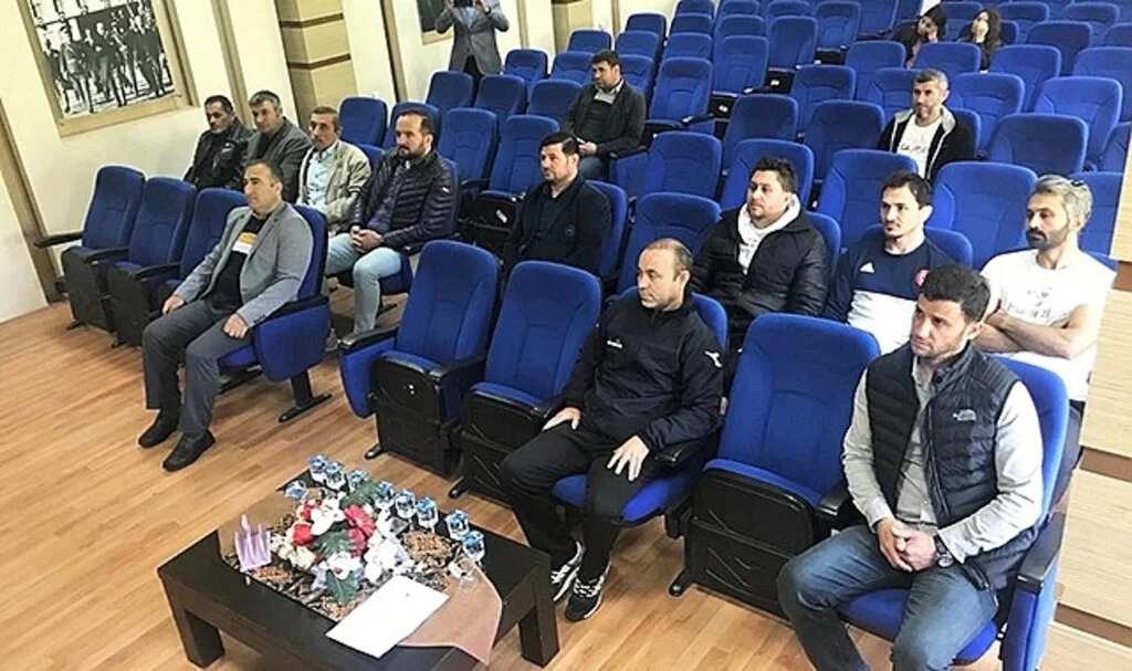 Kavak'ta ilk yardım eğitimi düzenlendi