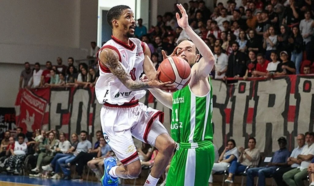 Maçın En Skorer İsmi FRAZIER