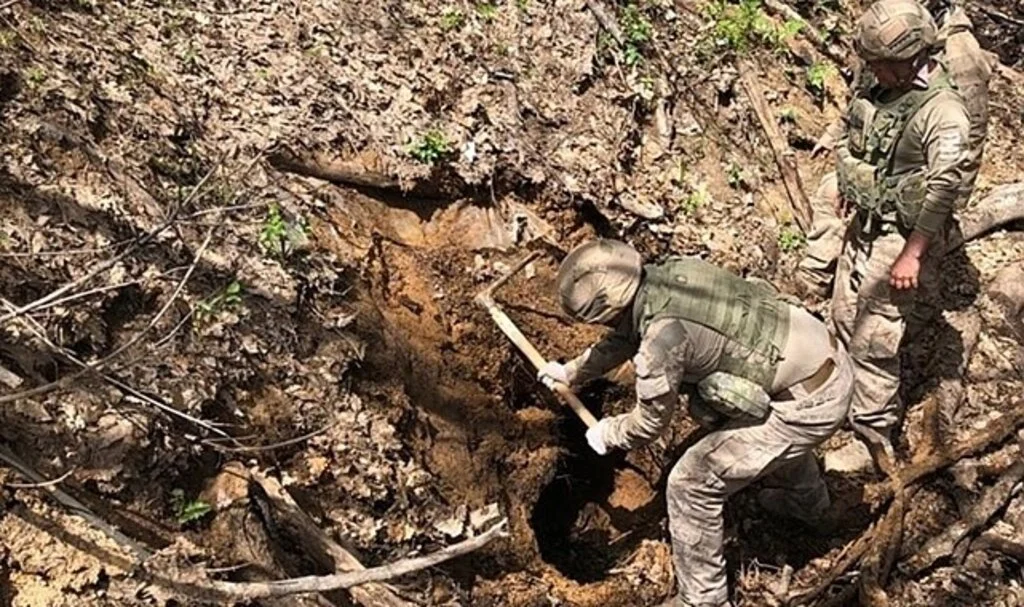 Mehmetçik, Tunceli'nin Ali Boğazı bölgesinde teröristlerin peşini bırakmıyor