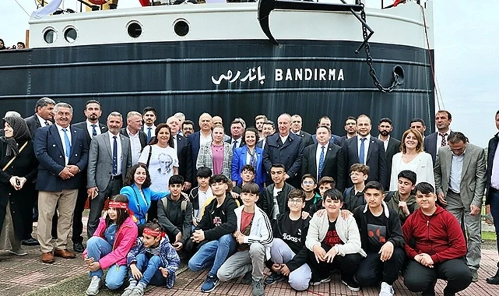 Memleket Partisi Genel Başkanı Muharrem İnce, Samsun'da Bandırma Gemi Müzesi'ni gezdi