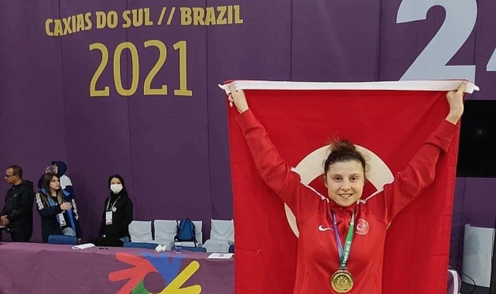 Merve Yazıcı Brezilya'dan Altın Madalya İle Döndü
