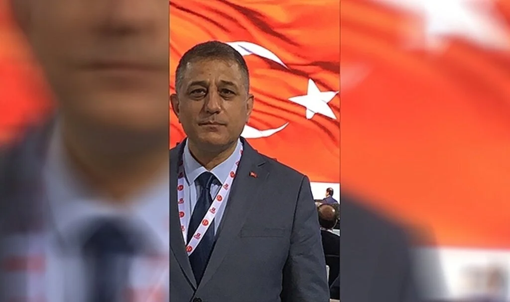 MHP İlkadım İlçe Başkanı Özcan Kınalı: Başkan algı peşinde