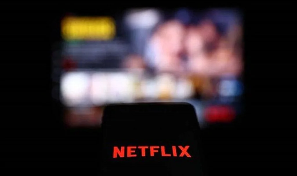 Netflix adım atmaya başladı! Şifre paylaşanlara kötü haber