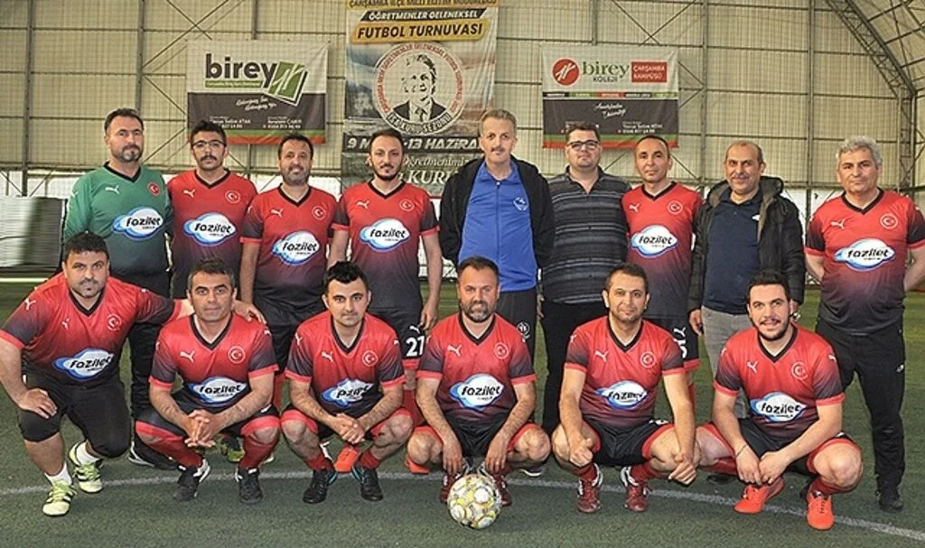Öğretmenler Arası Turnuvada Mücadele Sürüyor