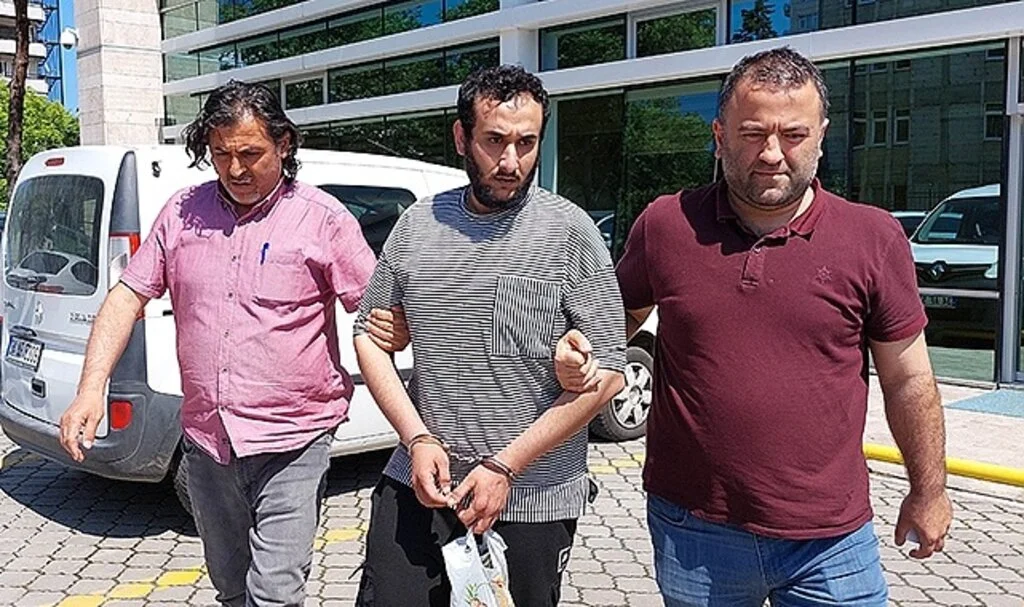 Sahte Dolarlarla Yakalandı