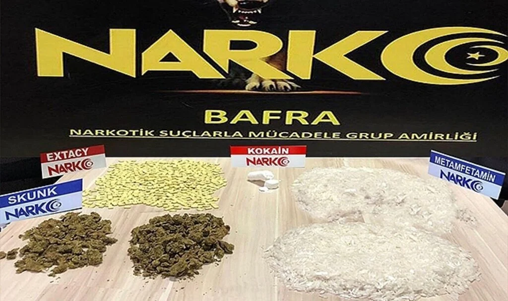 Samsun Bafra'da Çok Miktarda Uyuşturucu Ele Geçirildi, 2 Kişi Gözaltına Alındı