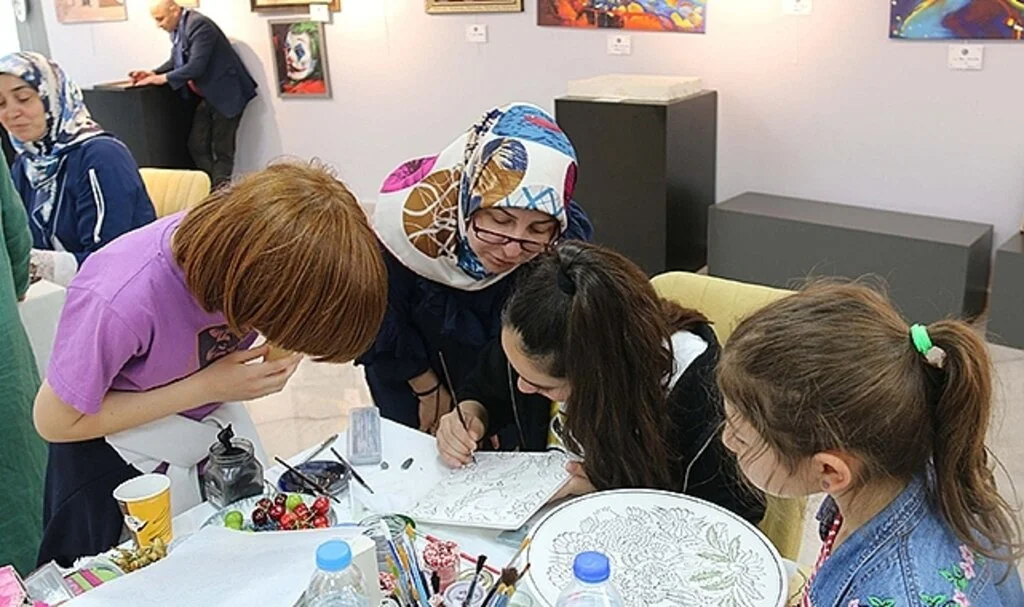  Samsun Atakum'da Türk sanatları mozaiği
