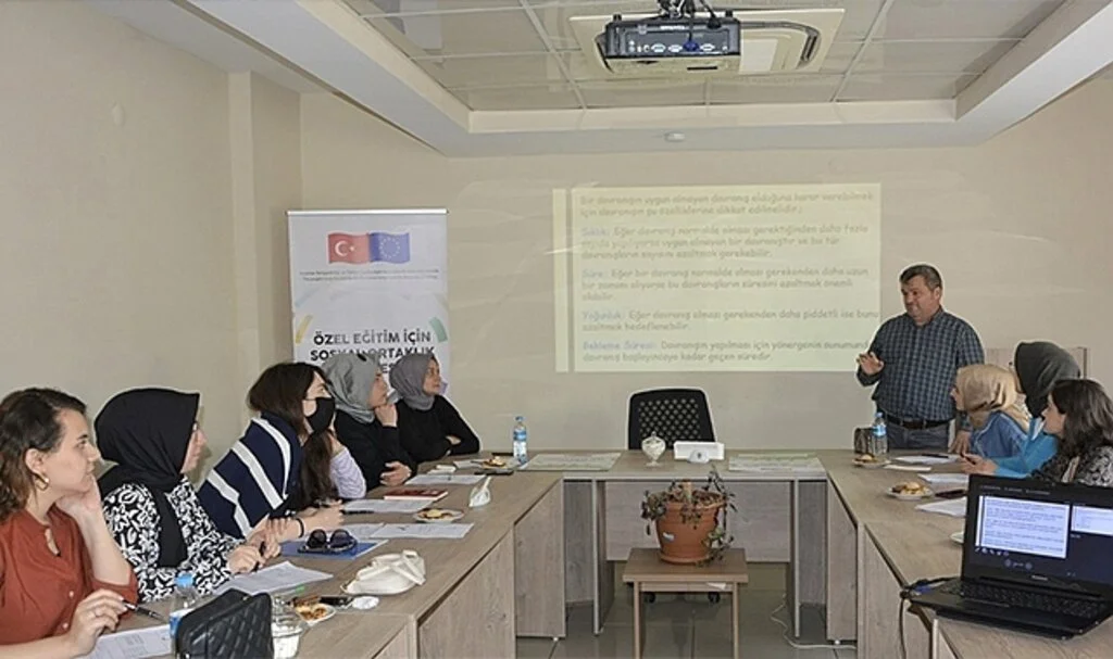  Samsun'da Gönüllü gençlere 'özel eğitim' kursu
