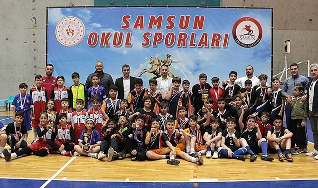 Samsun'da Küçükler Futsal Heyecanı Sona Erdi