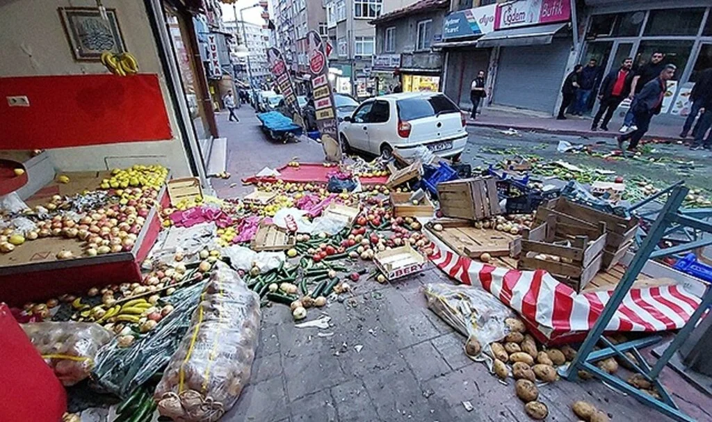 Samsun'da manavda silahlı çatışma: 3'ü ağır 5 yaralı