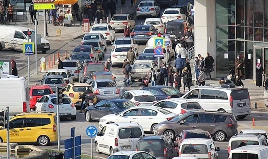 Samsun'da Trafiğe Kayıtlı Araç Sayısı 403 Bin 722 Oldu