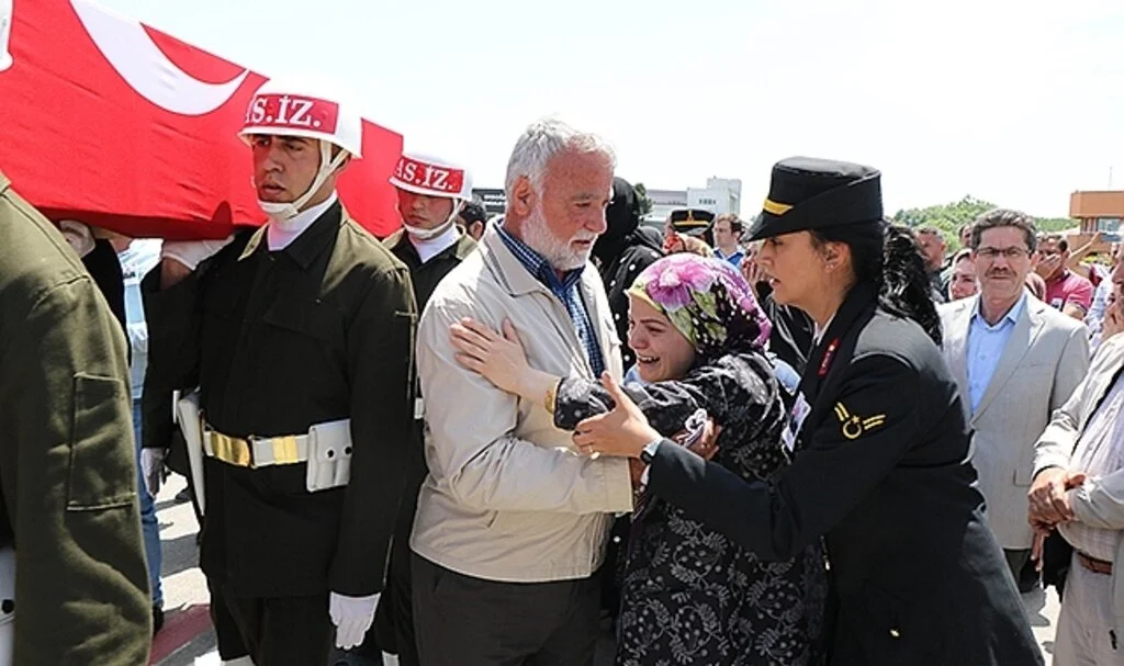 Samsun Şehidini Gözyaşları İçinde Karşıladı