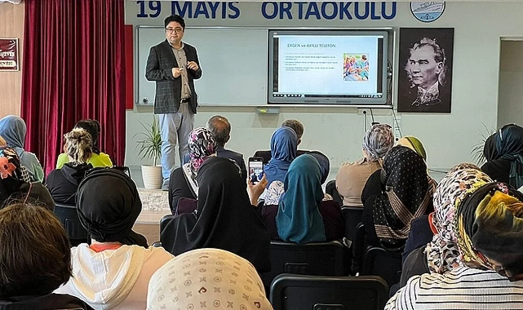 Samsun Tekkeköy'de Teknoloji ve Sınav Semineri