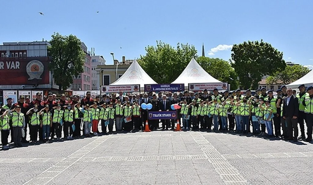 Samsun Valisi Zülkif Dağlı:Trafik en  acımasız düşman