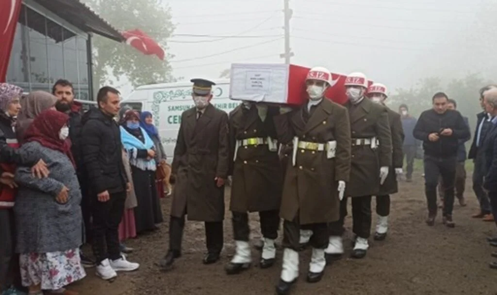Şehit Uzman Çavuş Mümin Çarkcı son yolculuğuna uğurlandı