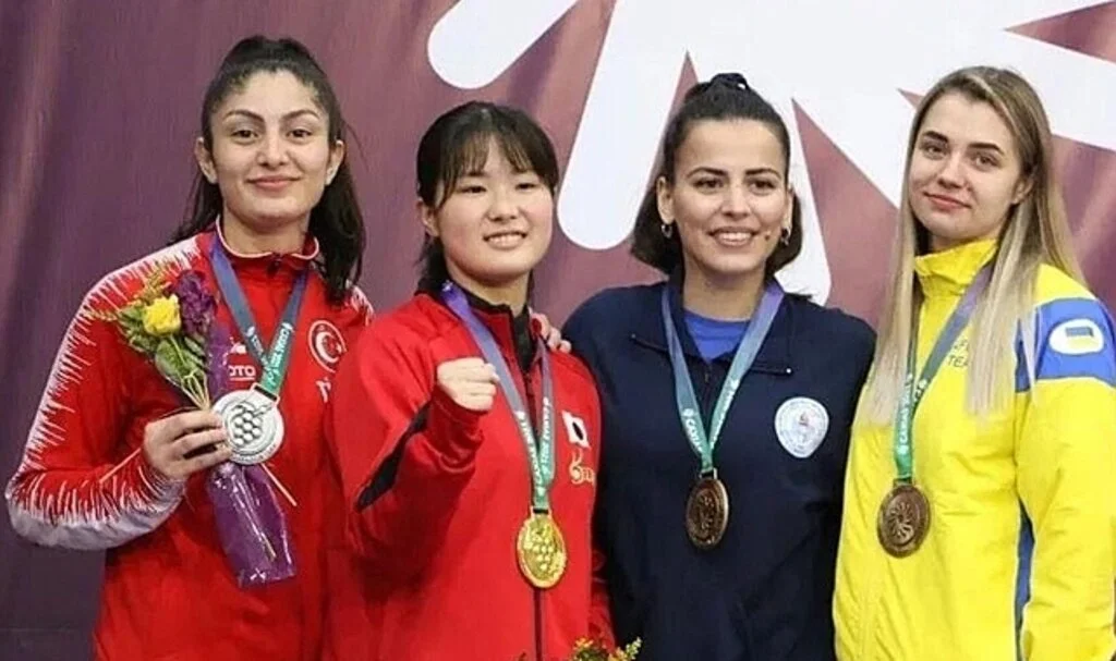 Sinem Özkan Olimpiyat İkincisi Oldu