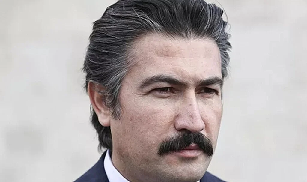 Son dakika: AK Parti Grup Başkanvekili Cahit Özkan görevden alındı