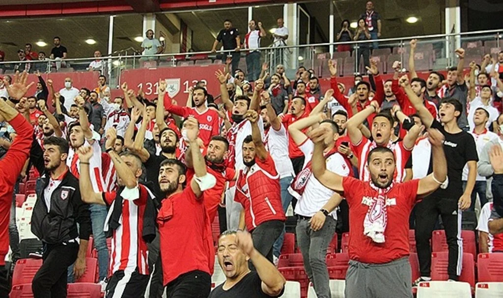 Taraftarın Heyecanlı Bekleyişi