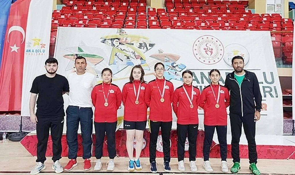 Badminton'da Yarı Finaldeler