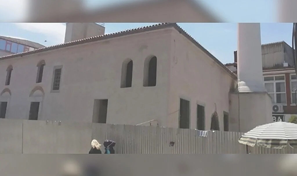 Bafra Çarşı Cami restorasyonu neden bitmiyor?