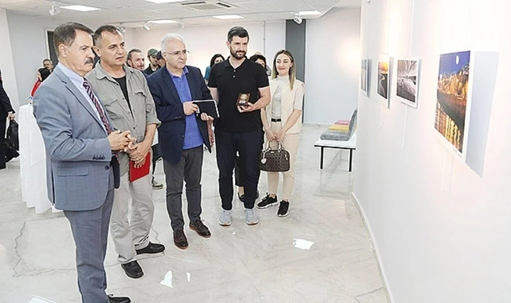 Başkan Deveci: "Sanatı ciddi bir şekilde yayabilmeli ve gençlere ulaştırabilmeliyiz"