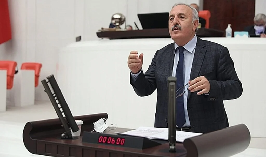 Bedri Yaşar: 'Şekeri ithal etmek 'iş bilmezliktir'