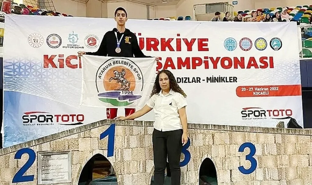 Bülent Efe Türkiye 3.'sü Oldu