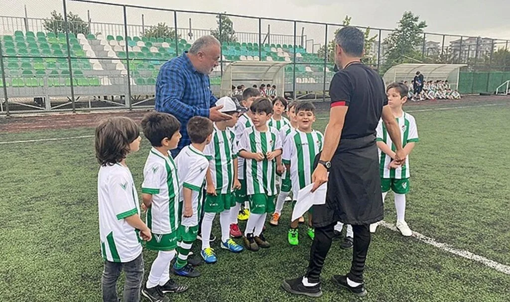 Çarşambaspor Miniklerle Şenlendi