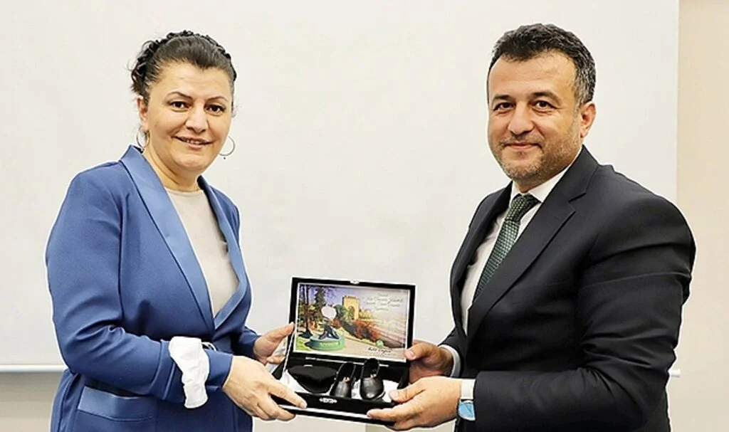 Cumhurbaşkanı Başdanışmanı Türkmenoğlu: “Türkiye kendi kendine yetebilen bir ülke”