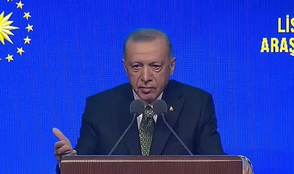 Cumhurbaşkanı Erdoğan duyurdu! Öğrencilere ücretsiz dağıtılacak