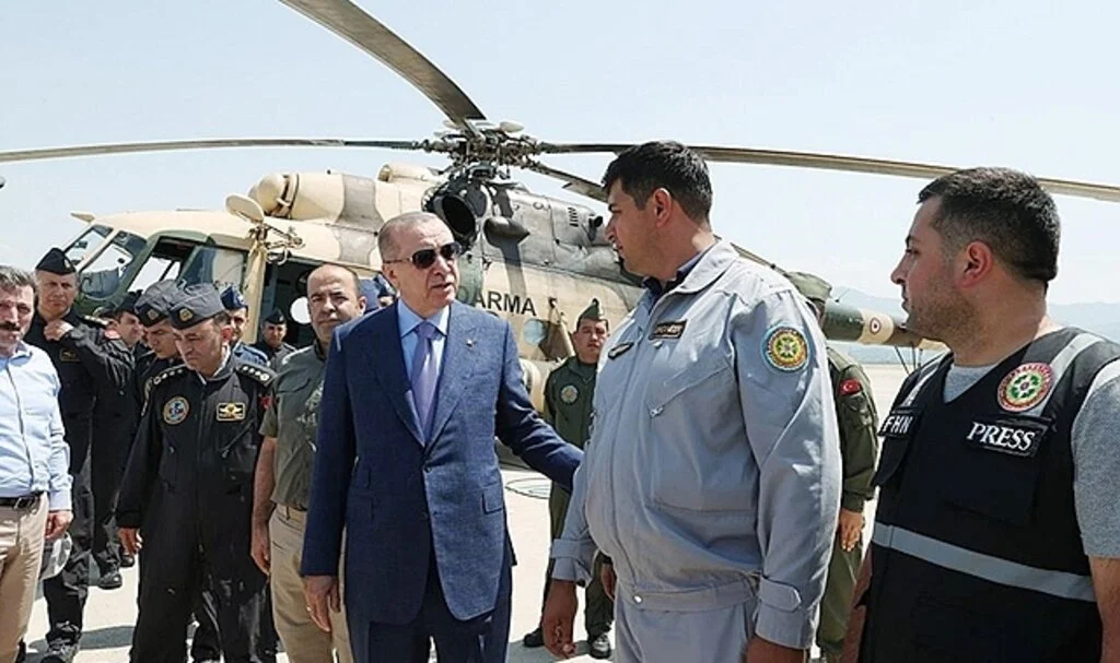Cumhurbaşkanı Erdoğan, Soylu ve Kirişci'den Marmaris'teki orman yangınına ilişkin bilgi aldı