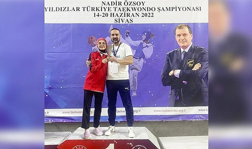 Elif Alış Türkiye 3.'sü Oldu