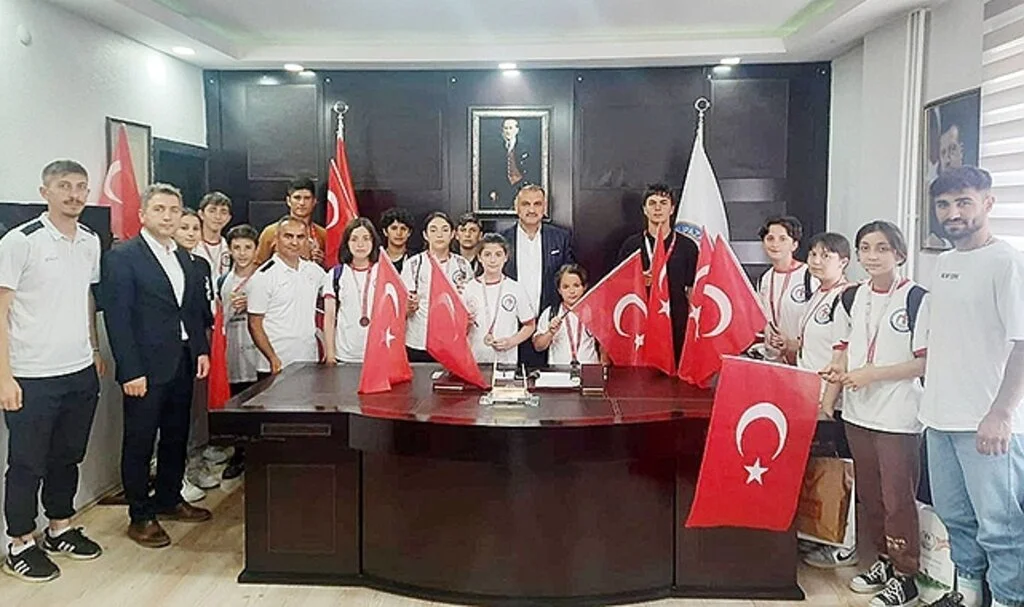 Halil Akgül'den Destek Sözü Aldılar