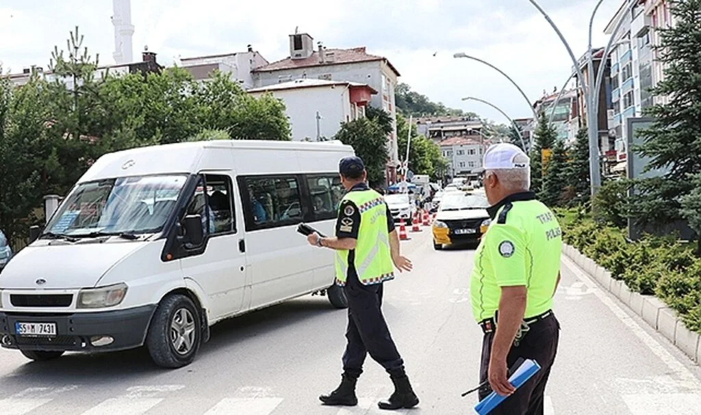 Havza'da minibüsler  mercek altında 