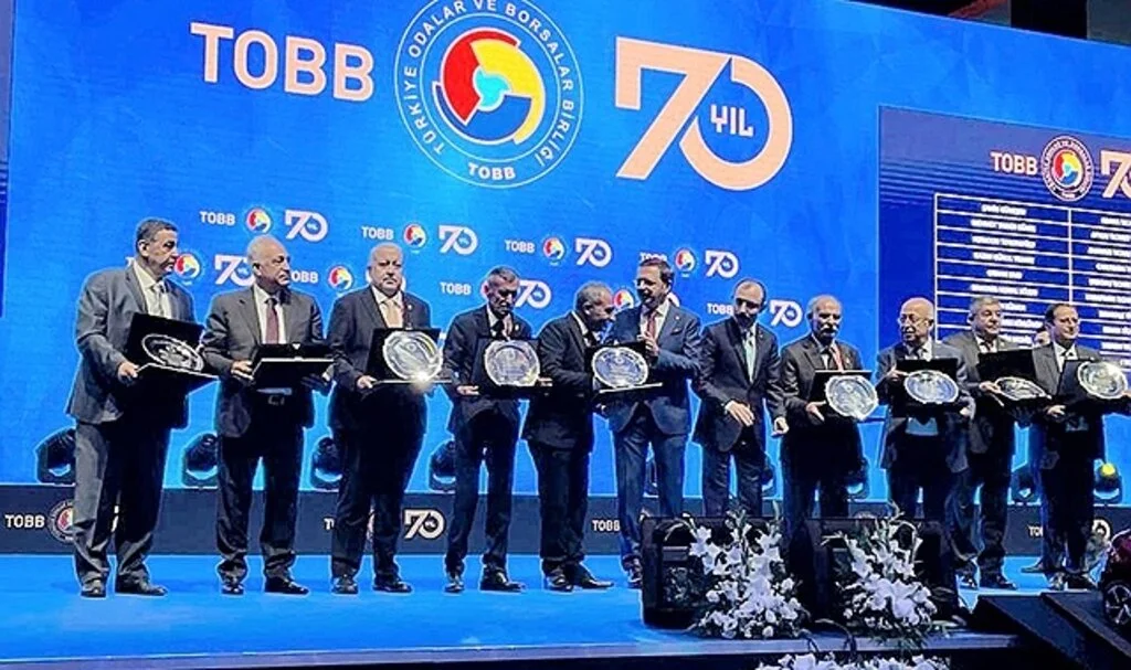 Hisarcıklıoğlu'ndan Kazım Yılmaz’a hizmet ve şeref belgesi