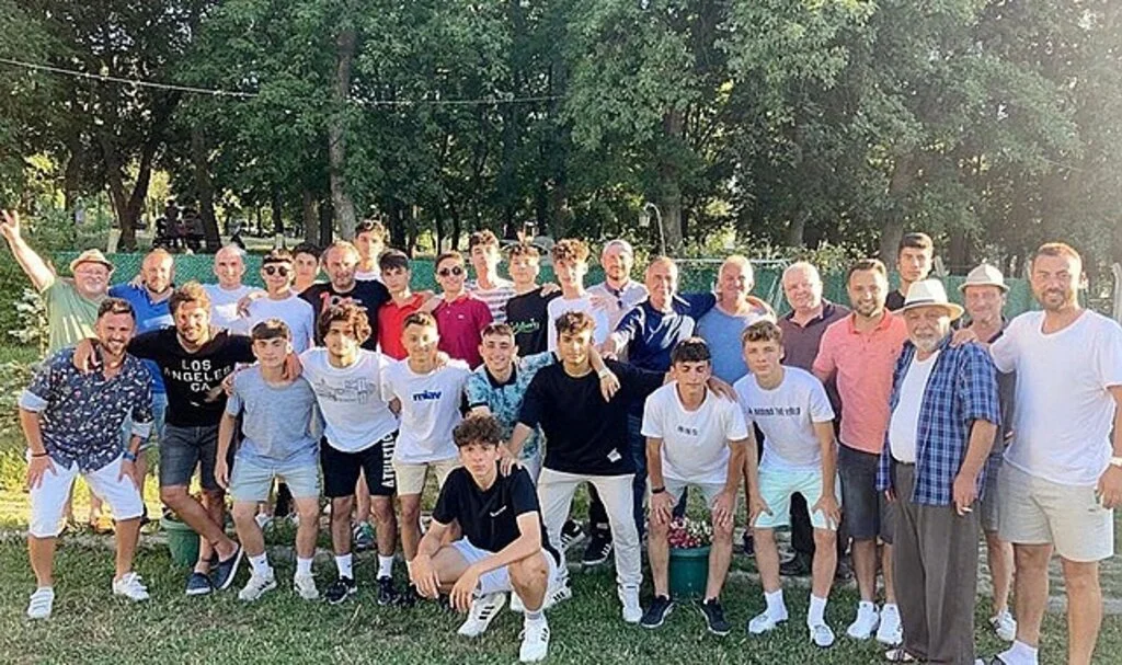 Kadıköyspor U16 Takımı Moral Depoladı