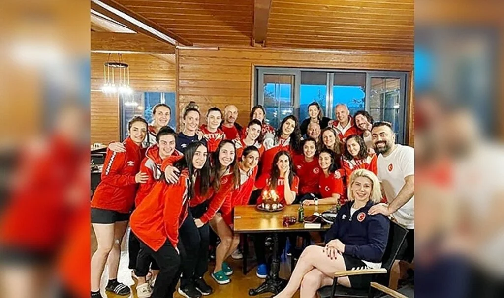 Milli Hentbolcularımız Cezayir'e Gitti