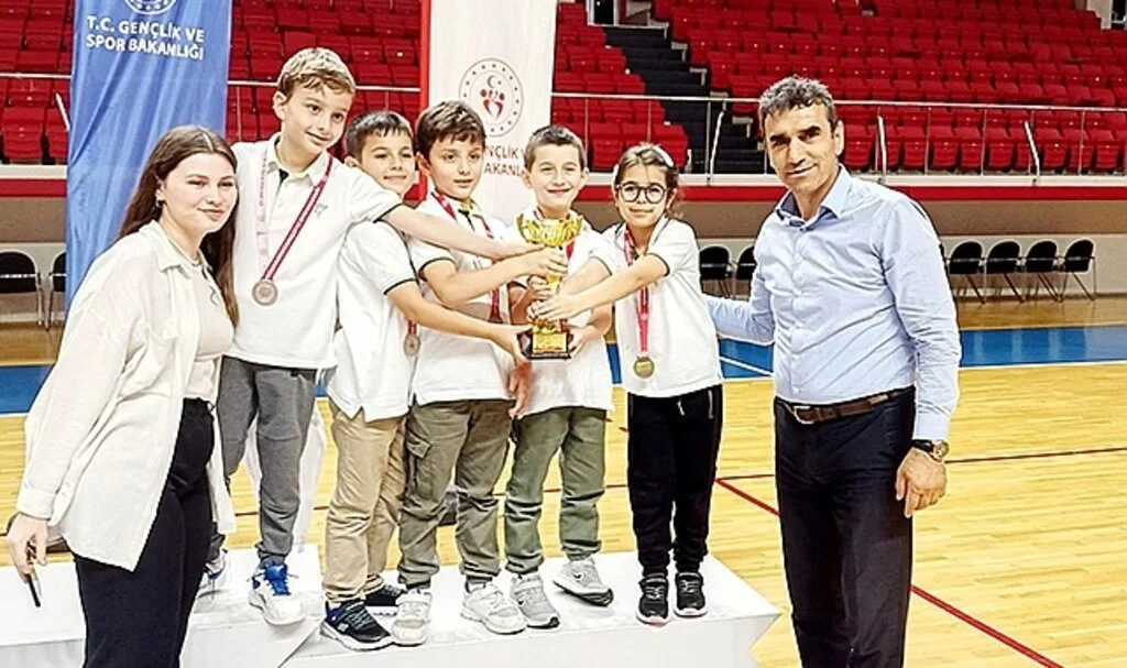Minikler Satranç Heyecanı Sona Erdi