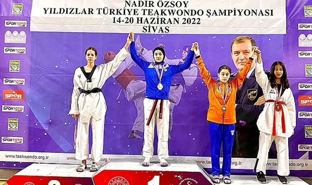 Nisa Nur Türkiye 3.'sü Oldu
