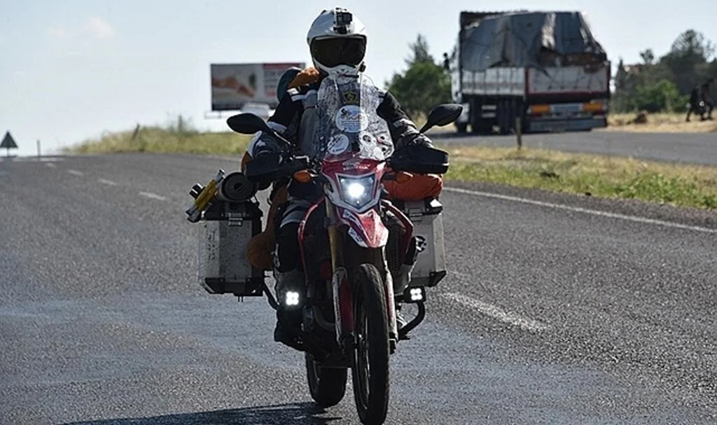 Organ bağışı farkındalığı için 37 şehri motosikletiyle dolaştı