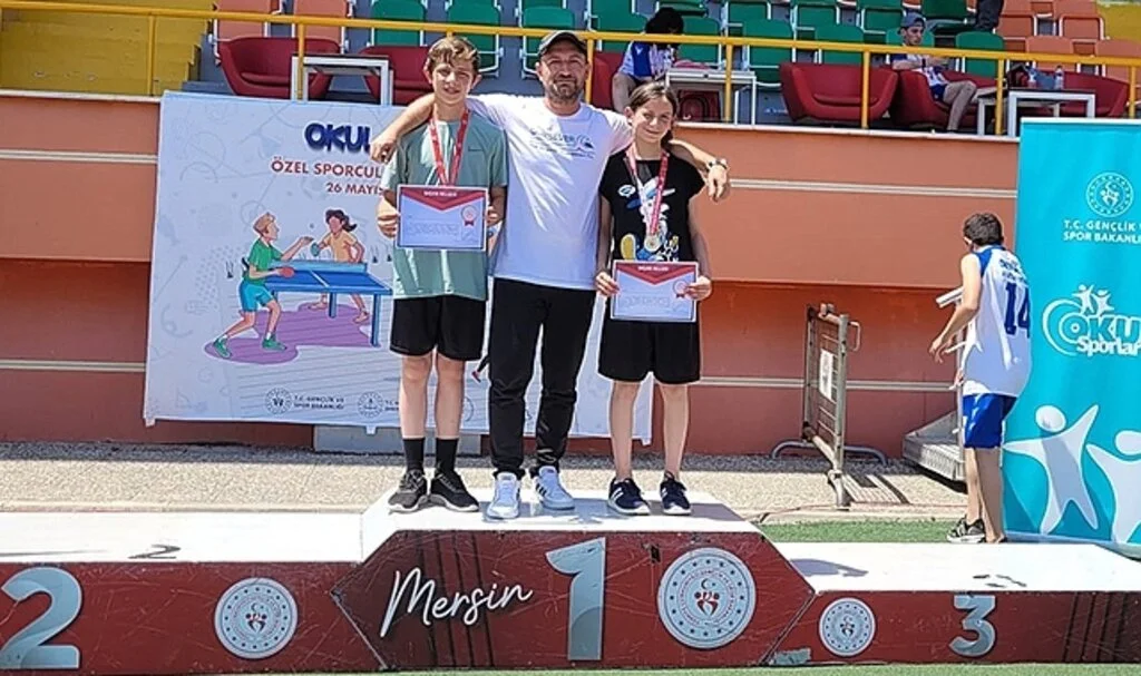 Özel Sporcular Derecelerle Döndü