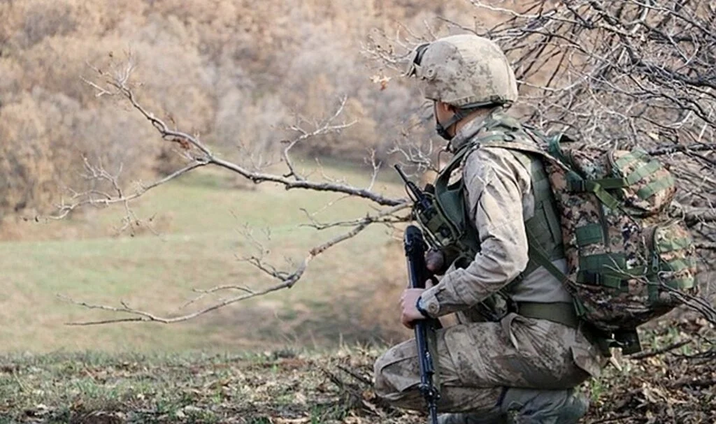Pençe-Kilit Operasyonu bölgesinde bir asker şehit oldu
