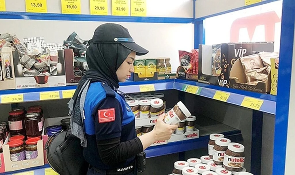 Samsun Bafra'da Markette Etiket Oyunu 