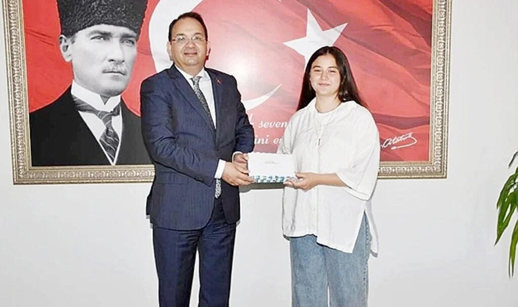 Samsun Bafra'da "Ödüllü Kitap Okuma Yarışması” ödül töreni