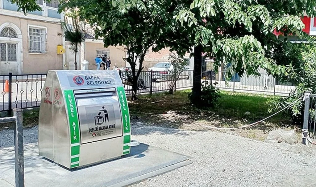 Samsun Bafra’ya İlk Yer Altı Çöp Konteyneri