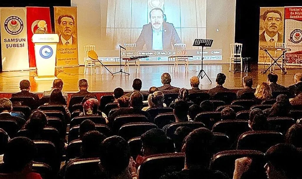 Samsun'da Bosnalı Çocuklar Türkçe Şiir Okudu